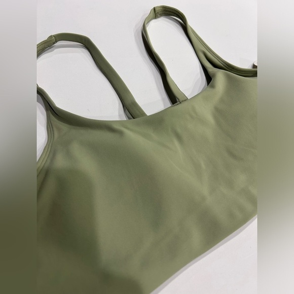 Vuori Women's Large Yosemite Bra Sprout Green NWT Strappy Back LIght Support - Picture 3 of 9